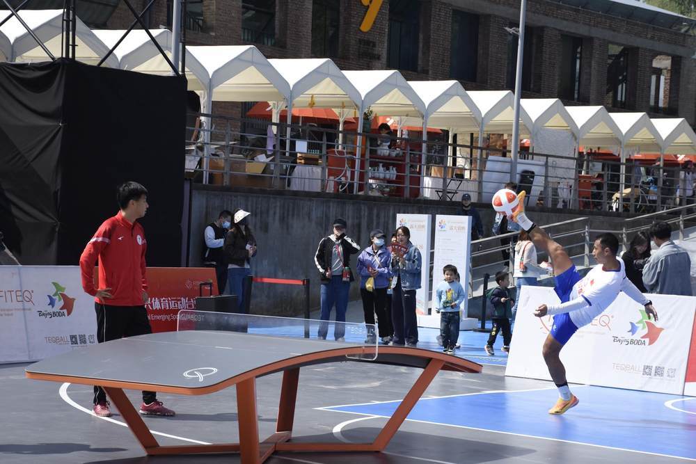 官方：FC东京攻击手俵积田晃太大腿肌肉受伤，本赛季报销